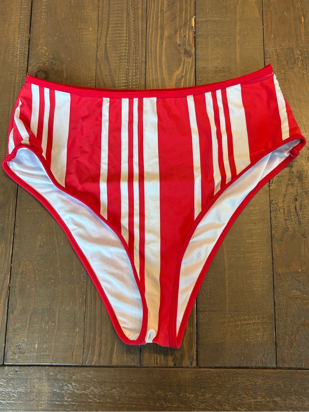 Cupshe Red & White Striped Bikini Bottoms - Classic Vertical Stripe